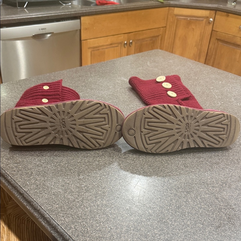 UGG Women's Burgundy Knit Tall Button Boots. - Picture 3 of 6